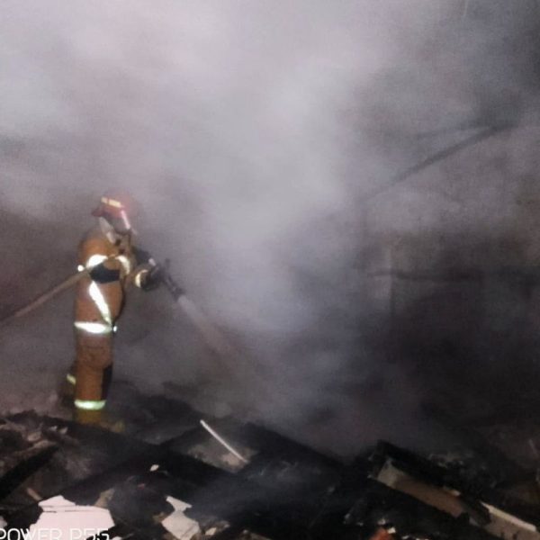 Api Berkobar Jelang Subuh, Kantin dan Ruang Kelas SMPN 4 Rancah Ludes Terbakar