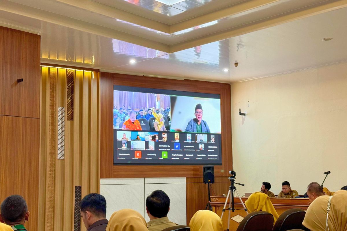 Bupati Tasikmalaya bersama jajaran Bank Indonesia memimpin High Level Meeting TPID dan TP2DD untuk memperkuat pengendalian inflasi, ketahanan pangan, dan transformasi digital daerah, Selasa (14/7/2026). Shotlist.id/Foto: Yosep Trisna